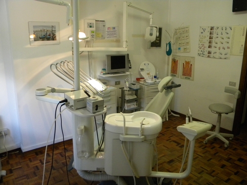 DENTISTA A PERUGIA 3