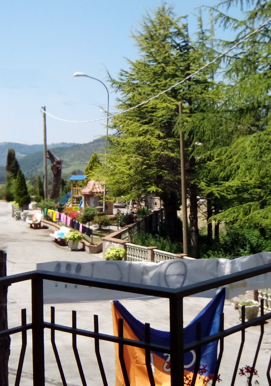 Parcheggio dell'Albergo La Pineta SCHEGGIA - GUBBIO